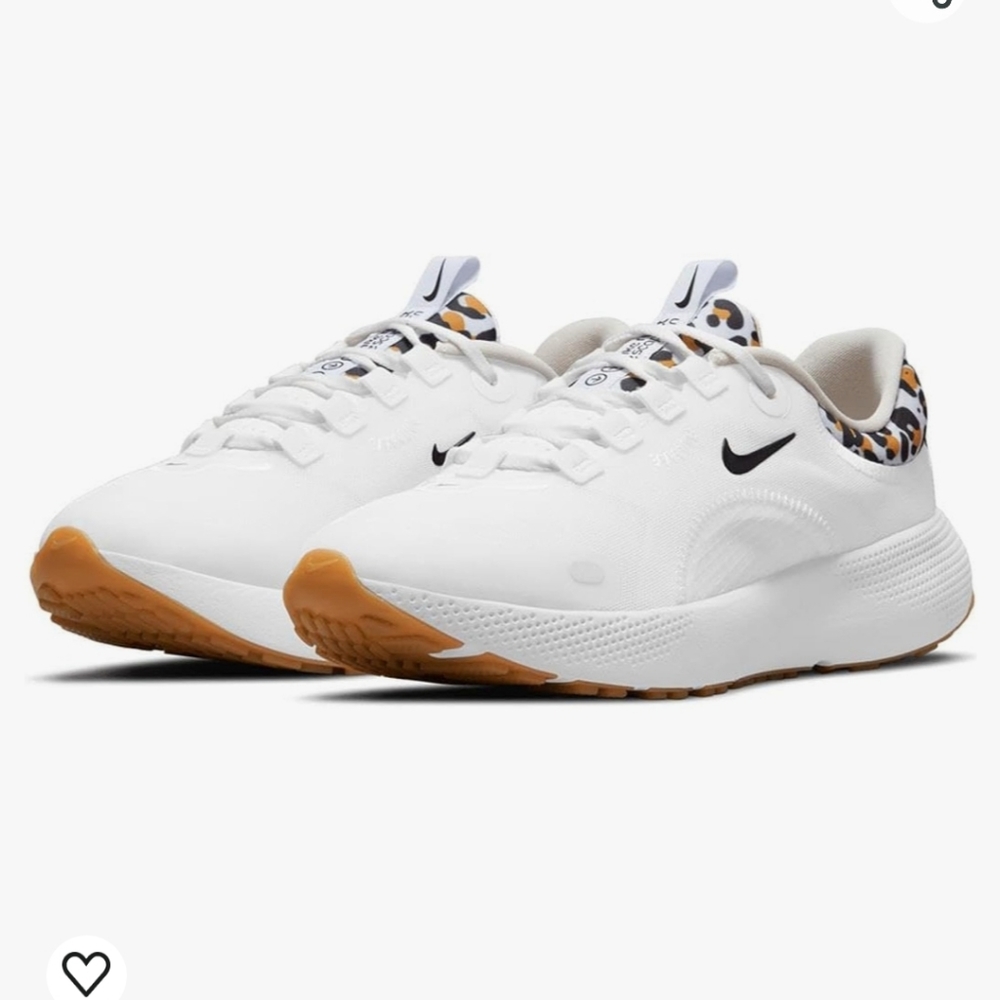 Nike Escape React Run white shoes